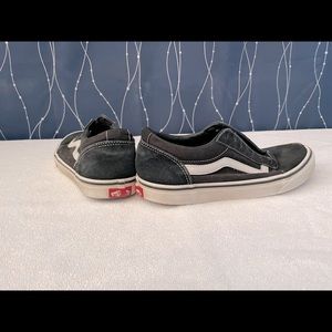Vans classic skateboard shoes Size M 8